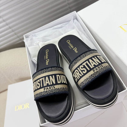 CHD Slippers  2 Color's Woman