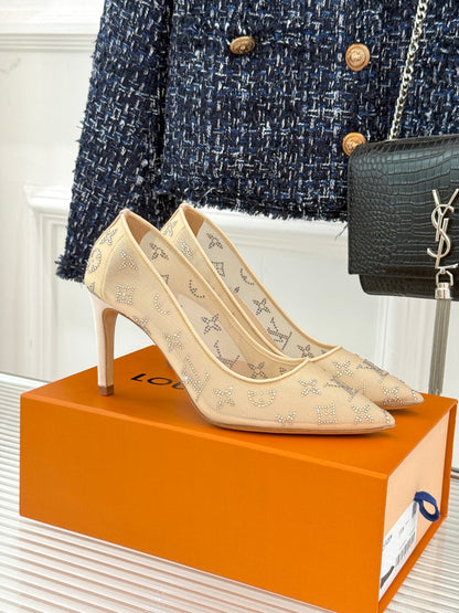 LU Shoes  Woman 2 Color's  Heels