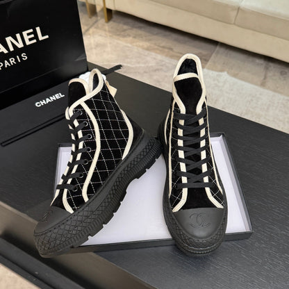 CHL woman  Sneakers High