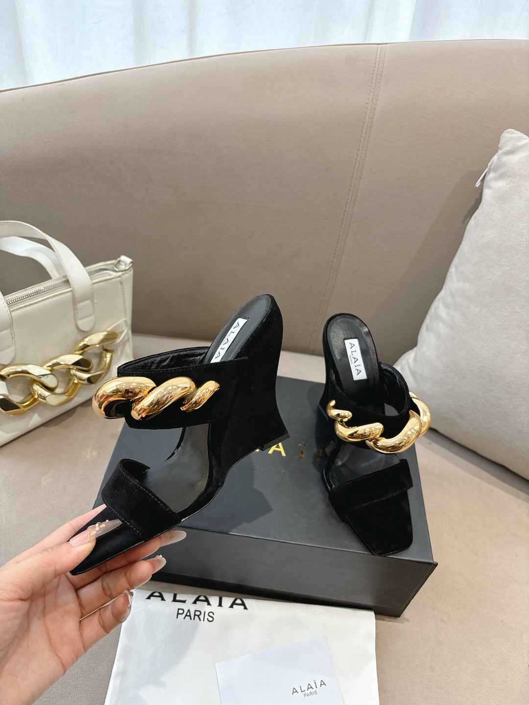 AL1A slippers  sandals  Woman 4 Color's