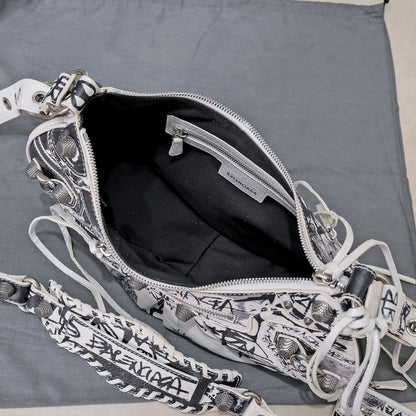 SNBAL graffiti bag  33 cm