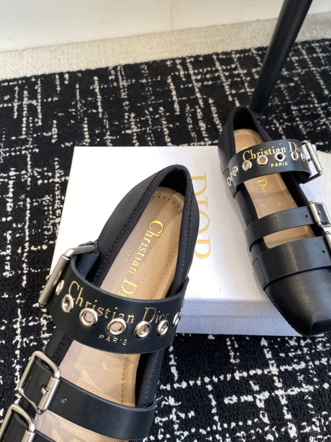 CHD Shoes  Woman 2 Color's