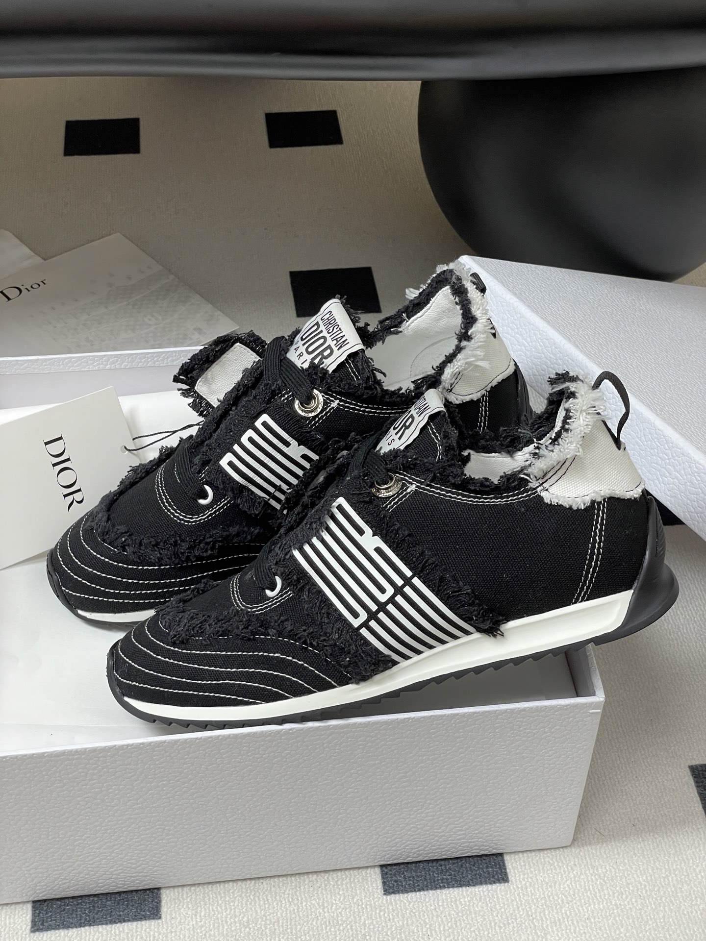 CHD Sneakers 3 Color's