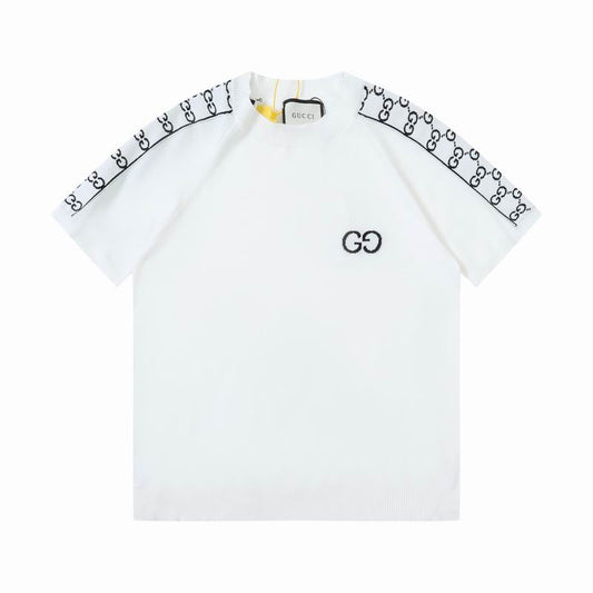 GU T-shirt   2 Color's