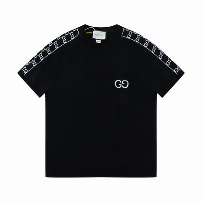 GU T-shirt   2 Color's