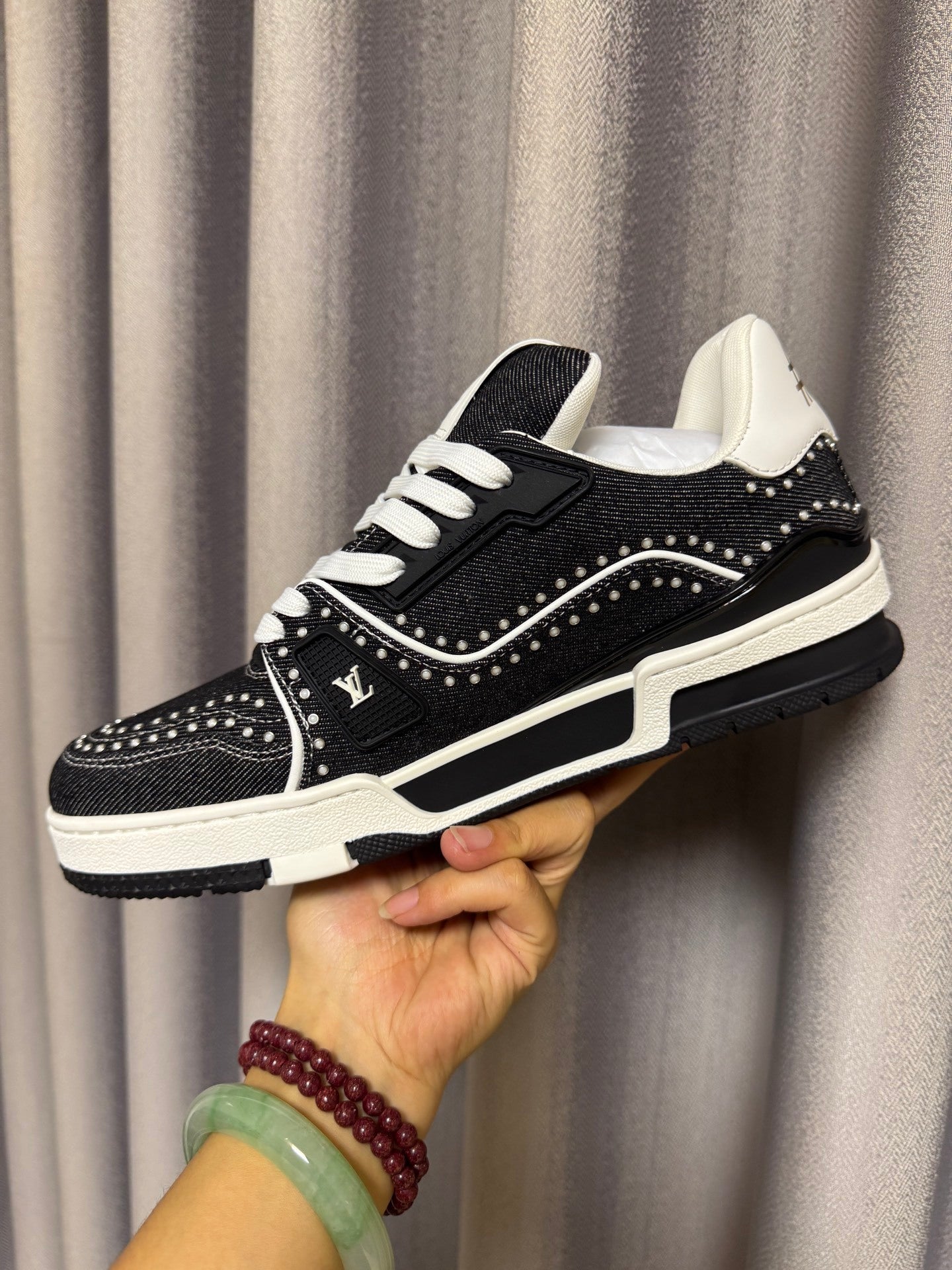 LU   Sneakers Man Size 46