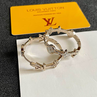 LU  Fashion Earrings 2 Color's