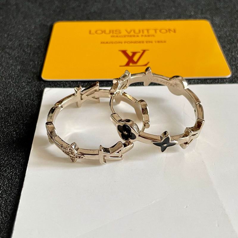 LU  Fashion Earrings 2 Color's