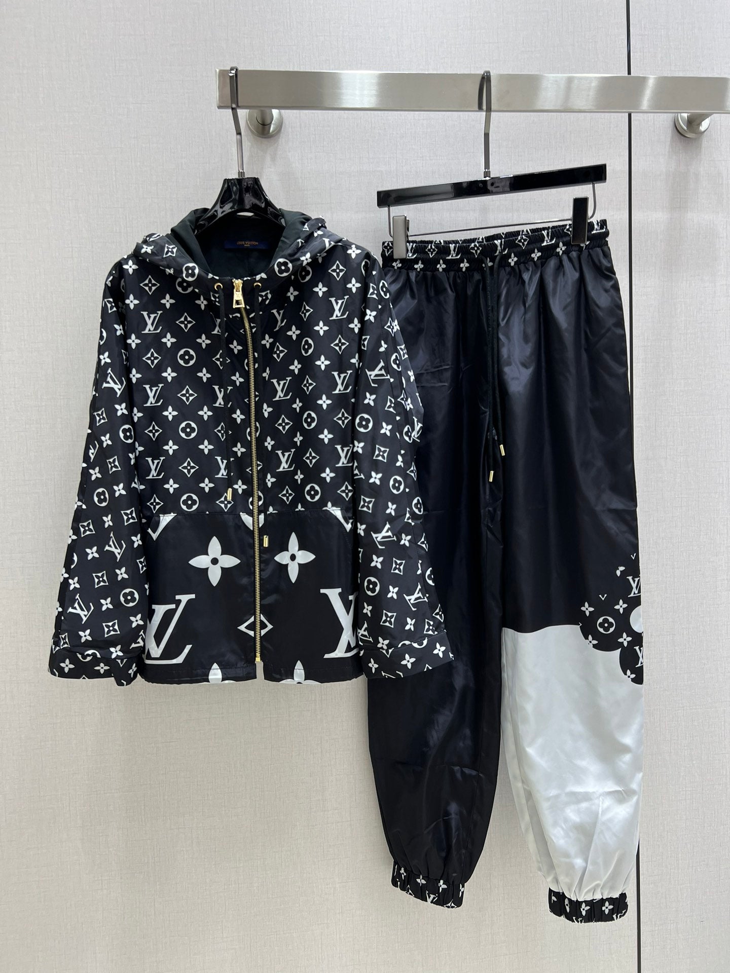 LU Sport Suits  Woman Season 2024