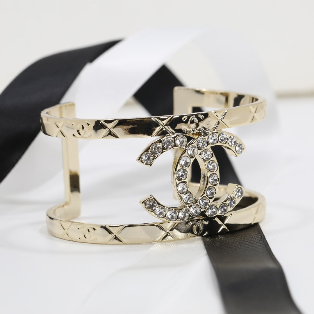 CHL Fashion Bracelet  SALE-min order required