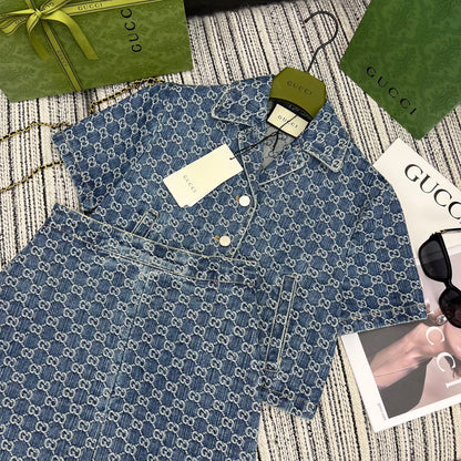 GU Cropped Jacket Set