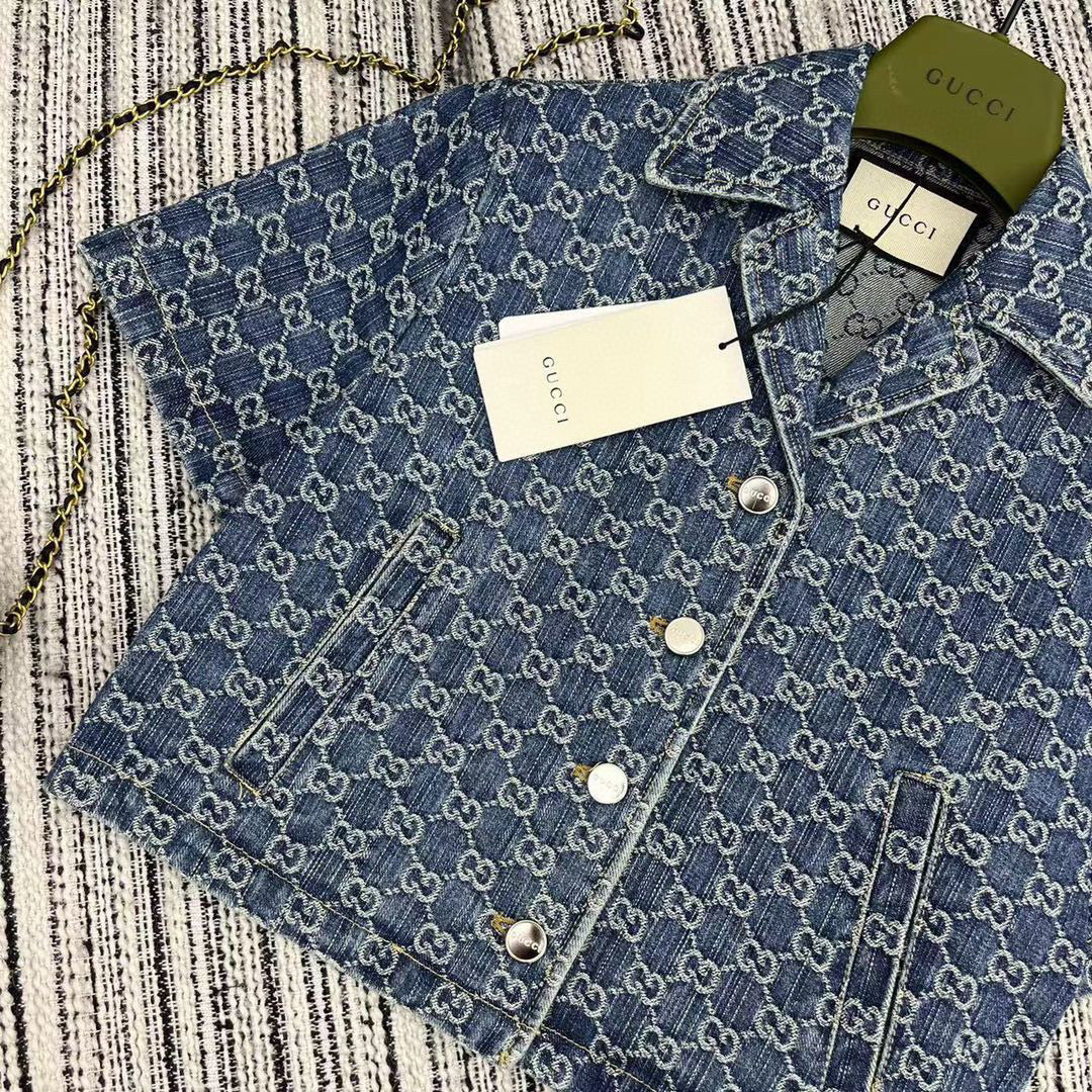 GU Cropped Jacket Set