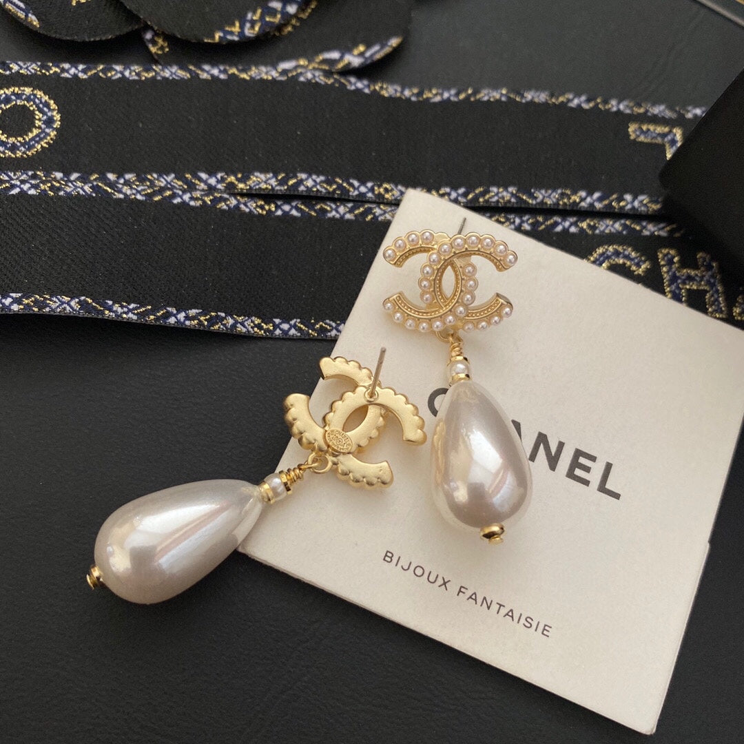 C H L Fashion earrings  SALE-min order required