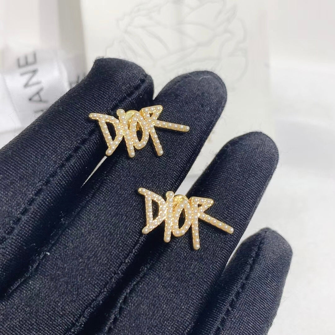 CHD Fashion earrings  SALE-min order required