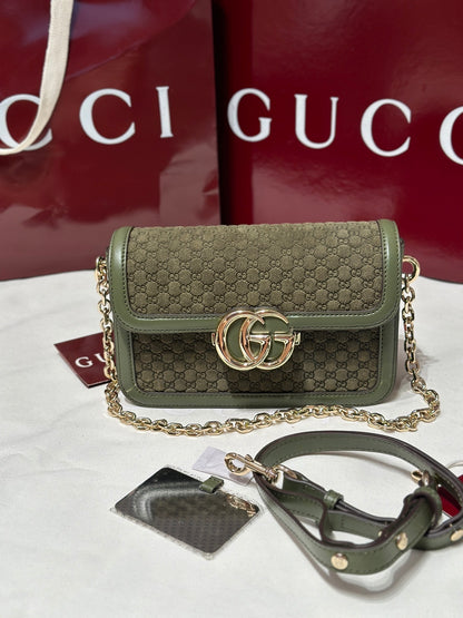 GU  Bag  2 Color's  21 cm Small