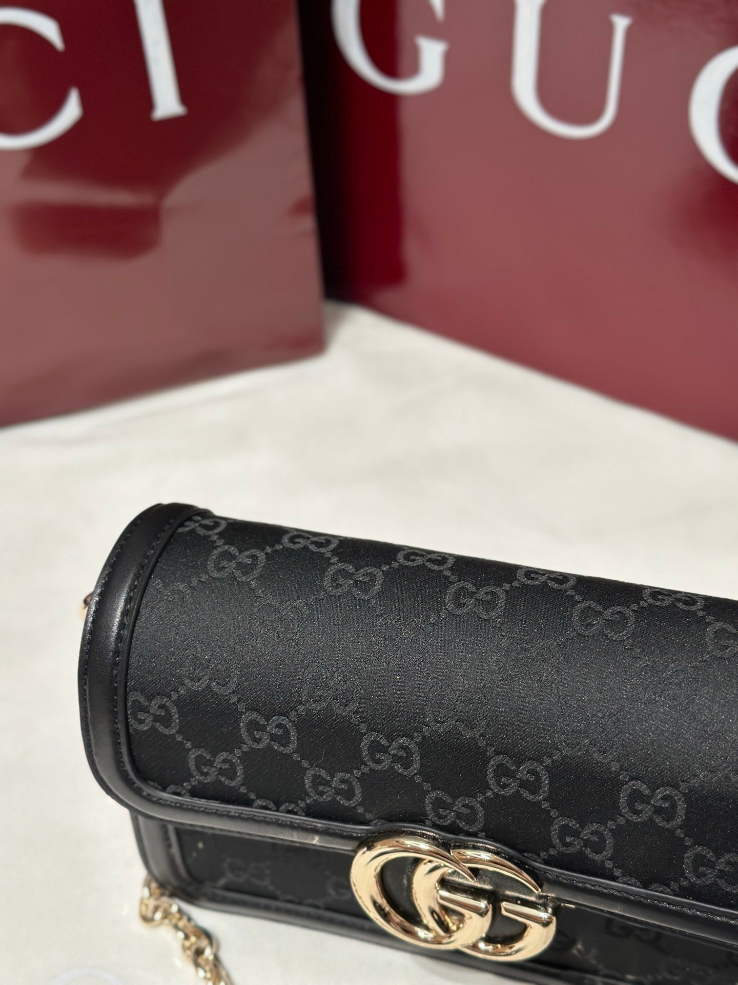 GU  Bag  2 Color's  21 cm Small