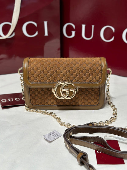 GU  Bag  2 Color's  21 cm Small
