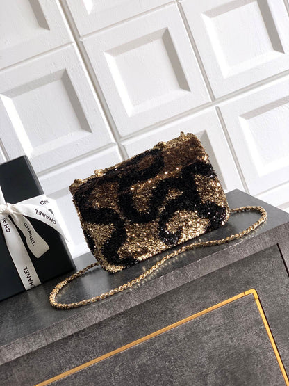 CHL Sequin bag  21 cm