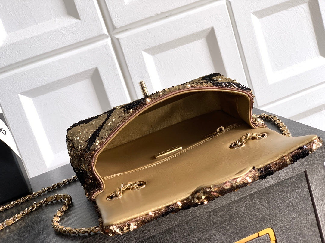 CHL Sequin bag  21 cm