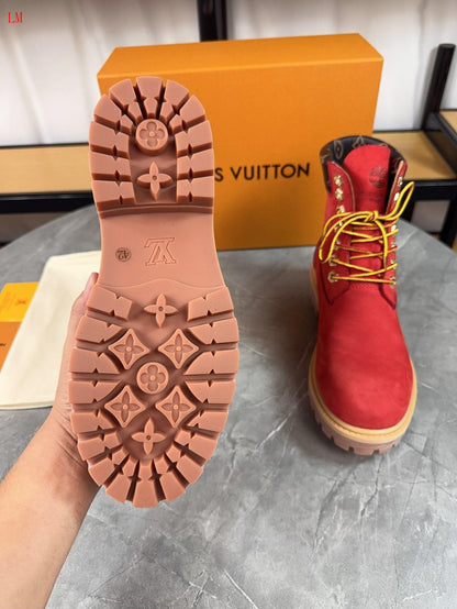 LU  vs Timber land  Boots