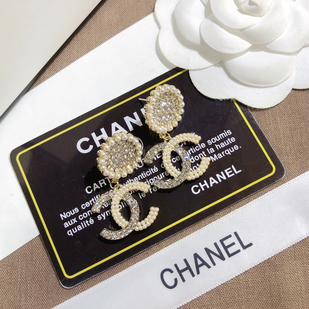 C H L Fashion earrings  SALE-min order required