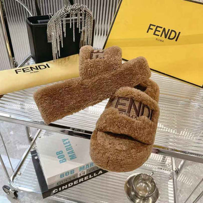 FEN Slippers Sandals Platform   Woman 2 Color's Fur