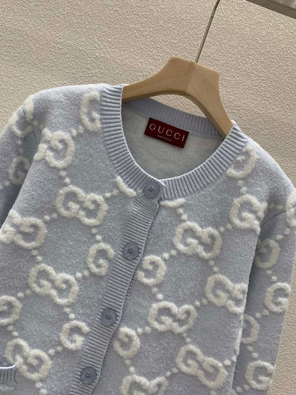 GU Jacket Woman Limited