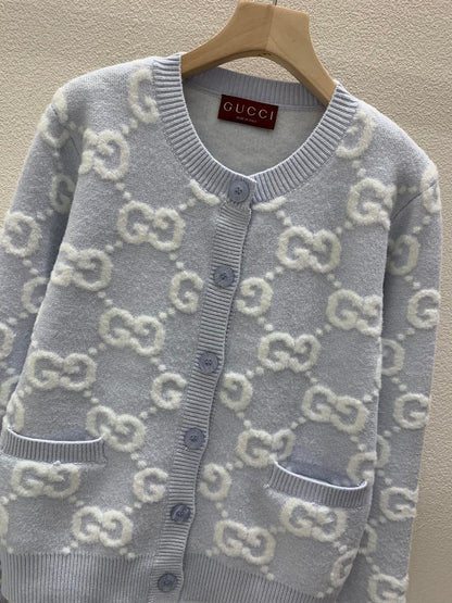GU Jacket Woman Limited
