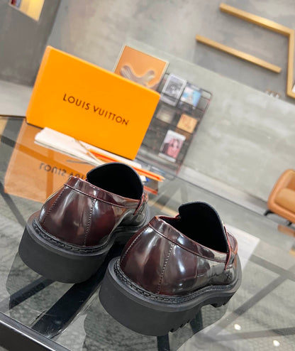 LU  Man Shoes 46