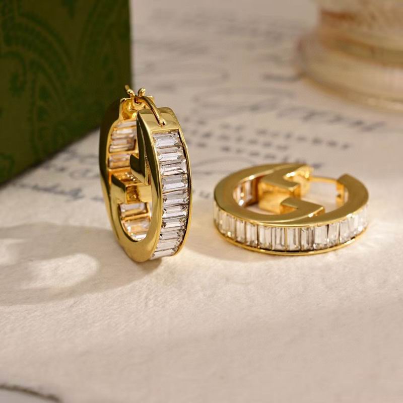 GU  Fashion Earrings