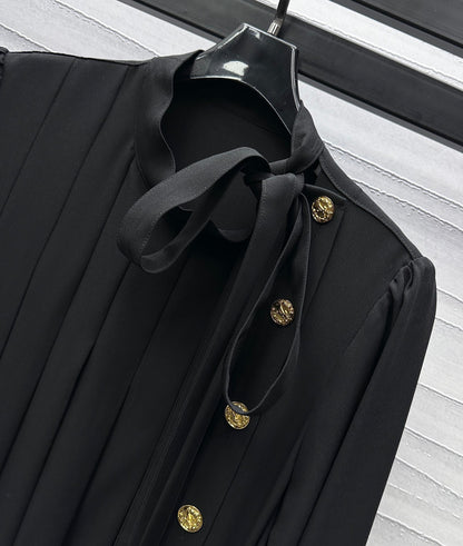 LU Long-Sleeved Pleat  Dress limited season 2024