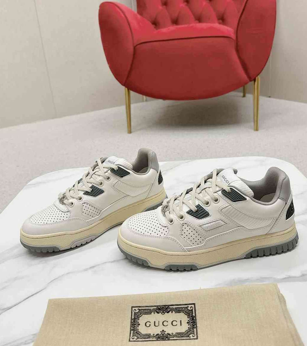 GU  Sneakers 3 Color 's