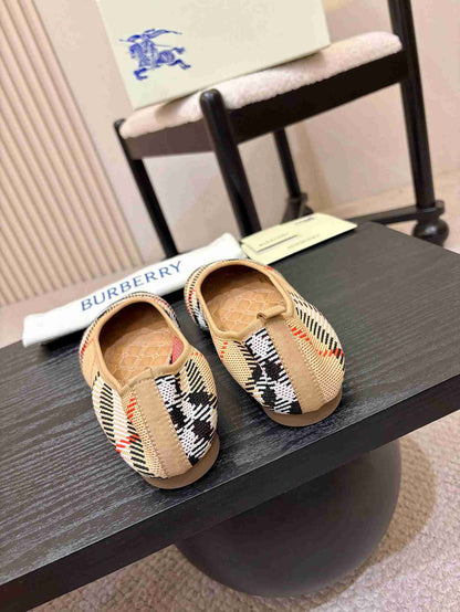 BURBBER  Shoes  Woman 2 Color's