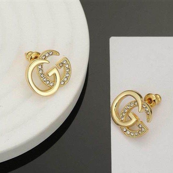 GU  Fashion Earrings