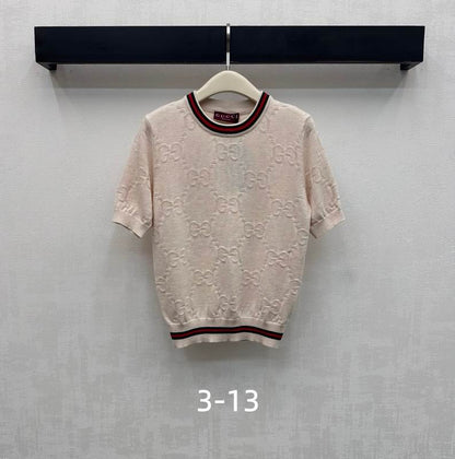 GU Woman sweater T- Shirt short sleeve 2 Color's