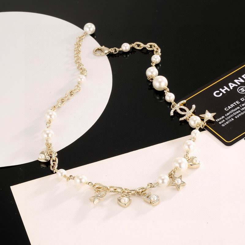 CHL  Fashion Necklace