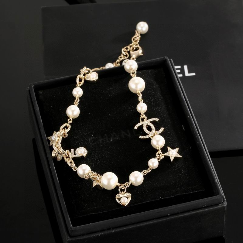 CHL  Fashion Necklace