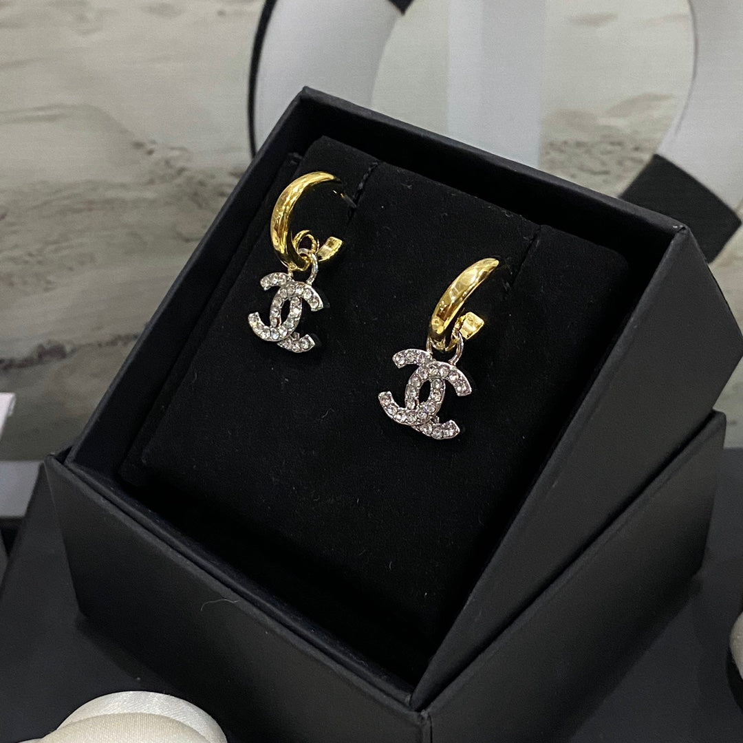 C H L Fashion earrings  SALE-min order required