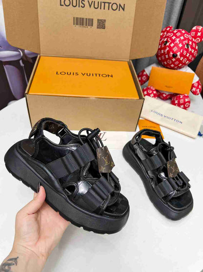 LU  Sandals Woman 3 Color's