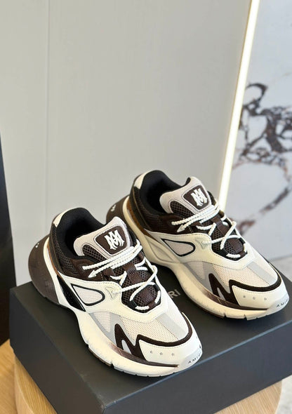 AMR Sneakers