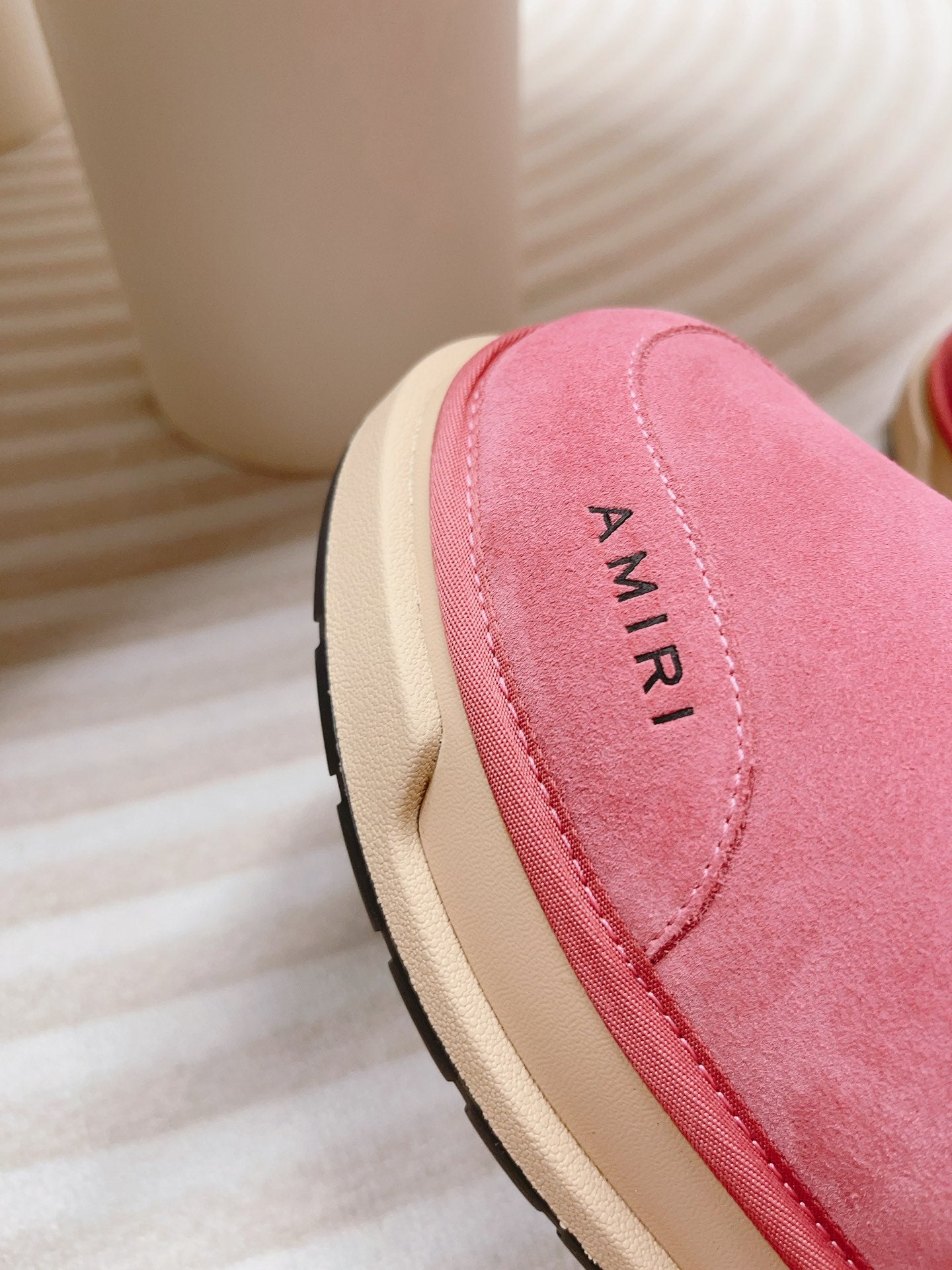 AMR UGG Boots  2 Color 's LOW