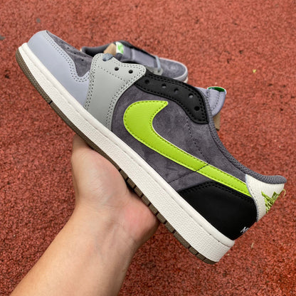 N*KE  x  TRAVI SCOT  Sneakers AJ1 Jordan 46