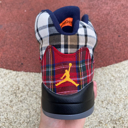 N*KE vs  AJ 5 Sneakers Plaid