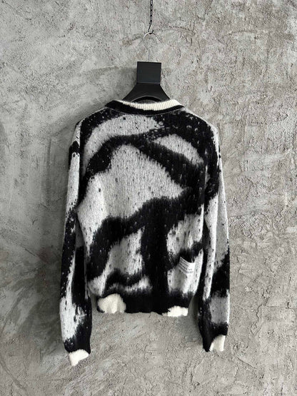 AMR  Sweater Sweatshirt GO