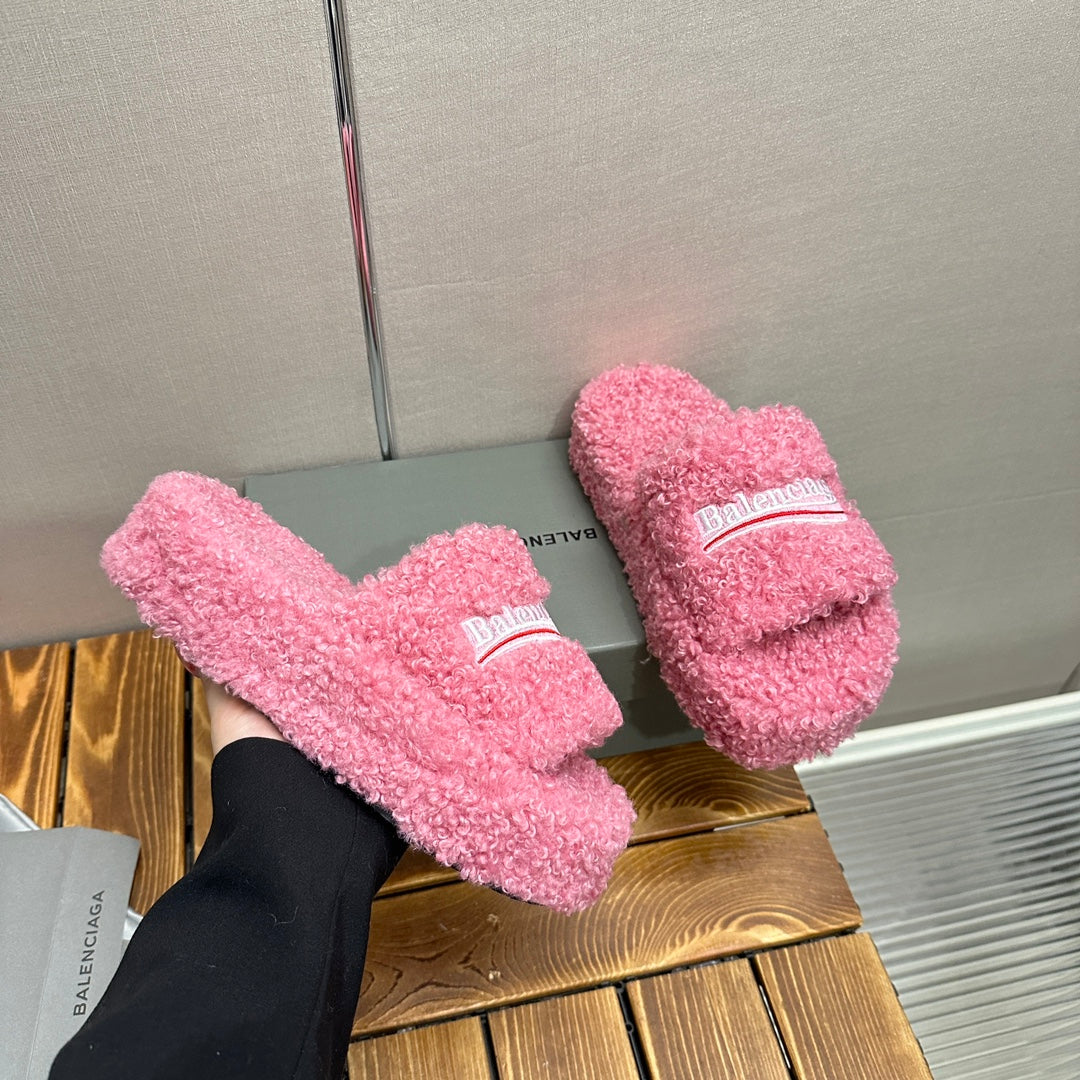 SNBAL  Slippers  2 Color 's