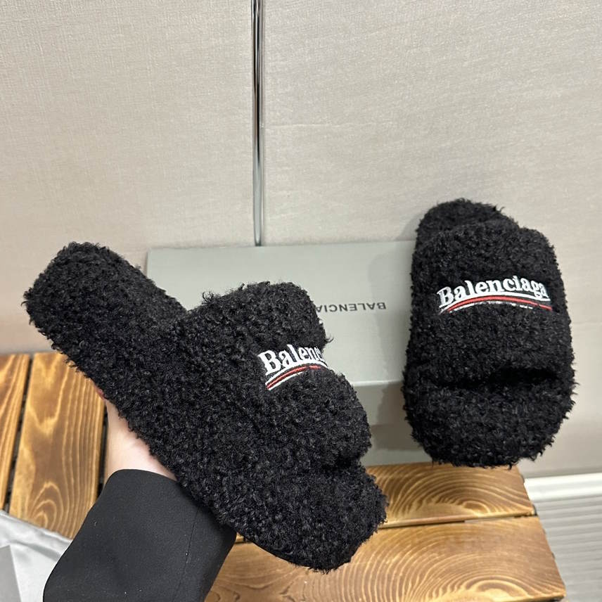 SNBAL  Slippers  2 Color 's