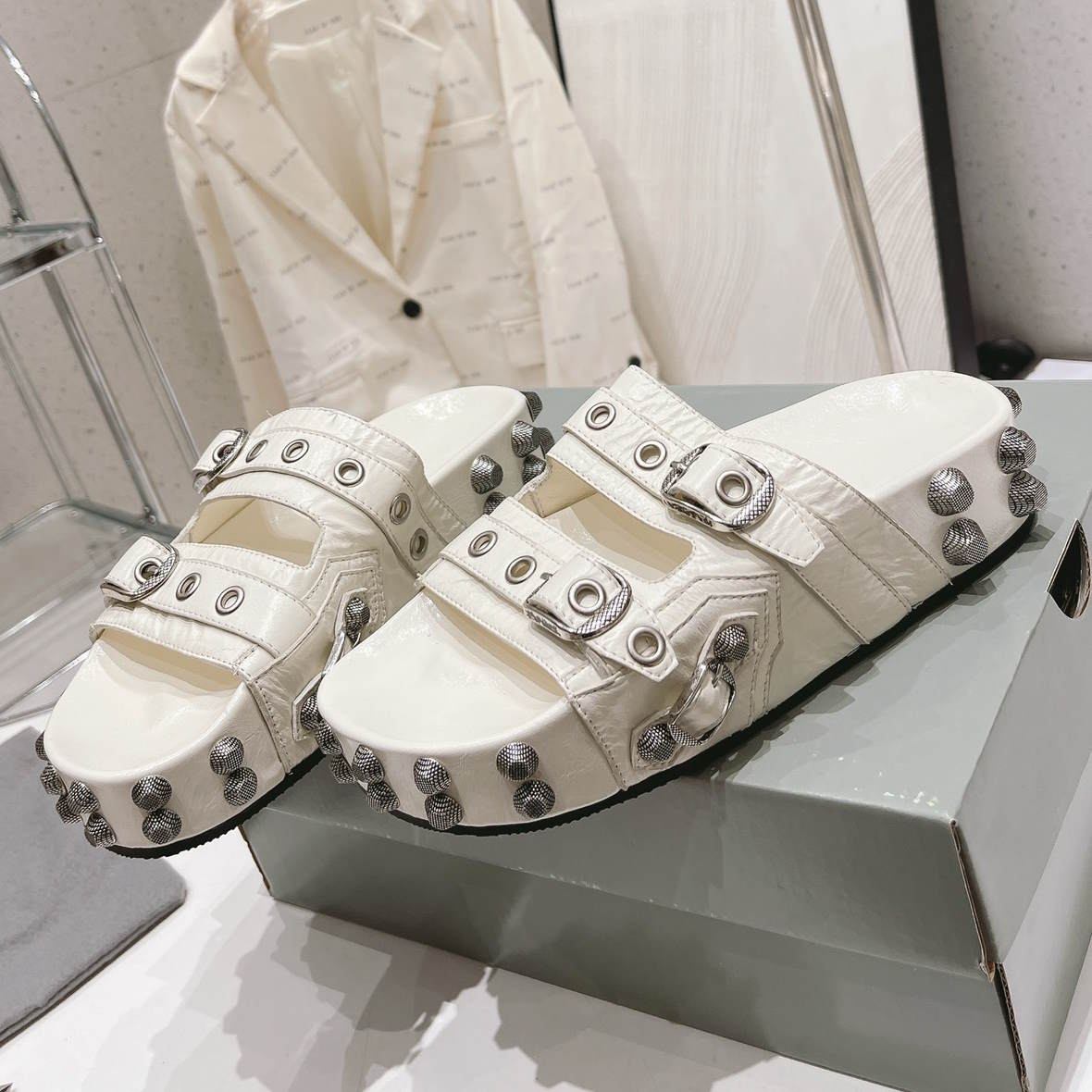 SNBAL  Sandals 3 Color 's