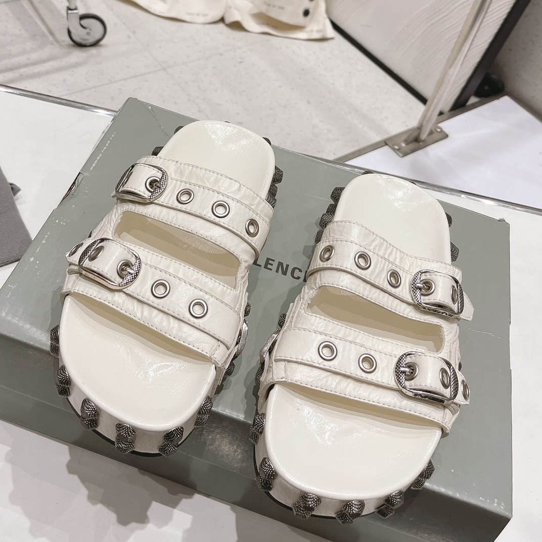 SNBAL  Sandals 3 Color 's