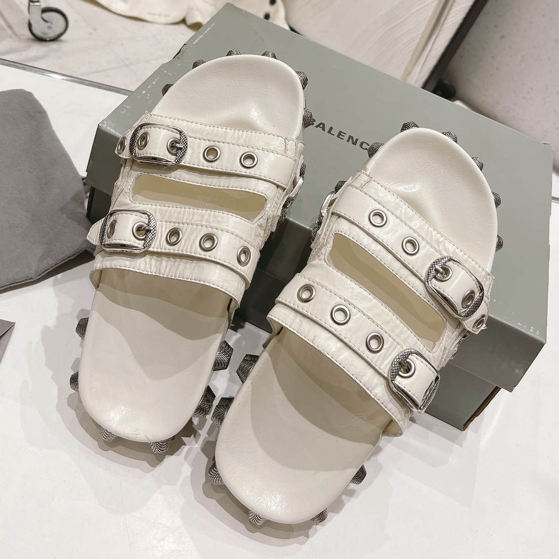 SNBAL  Sandals 3 Color 's