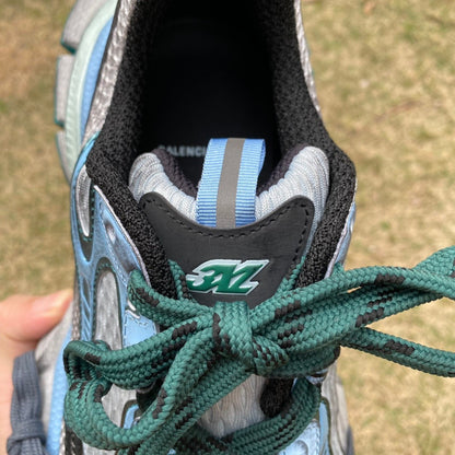SNBAL  Sneakers